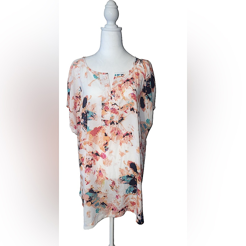 New With Tags Ava & Viv Floral Tunic *make offers*